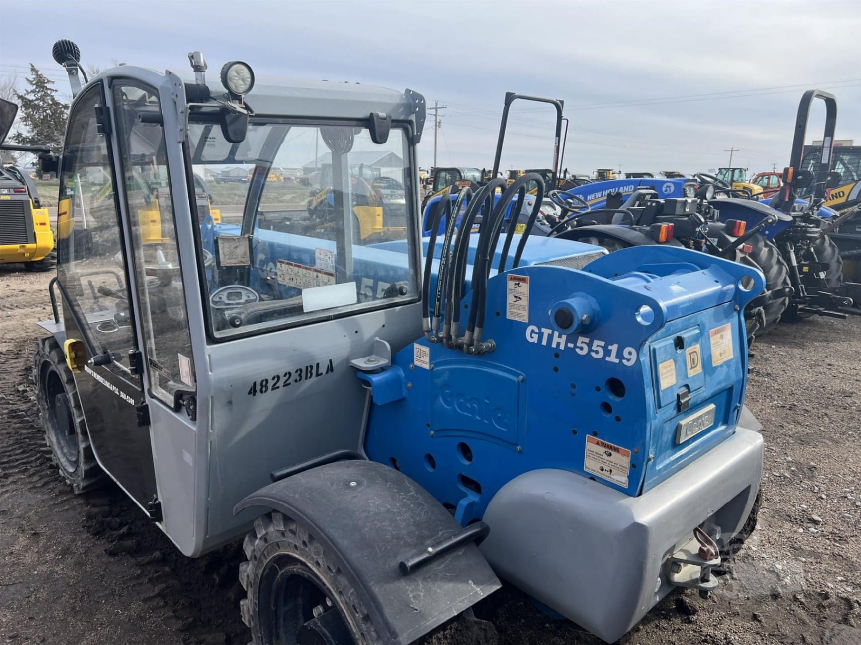 2015 Genie genie-gth-5519 Telehandlers Forklifts for sale in David City, NE - listing photo 6 of 8