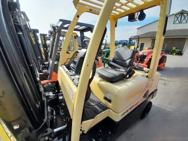 2015 Hyster H50CT Industrial Forklift Counterbalance for sale in Mount Pleasant, IA - listing photo 3 of 6