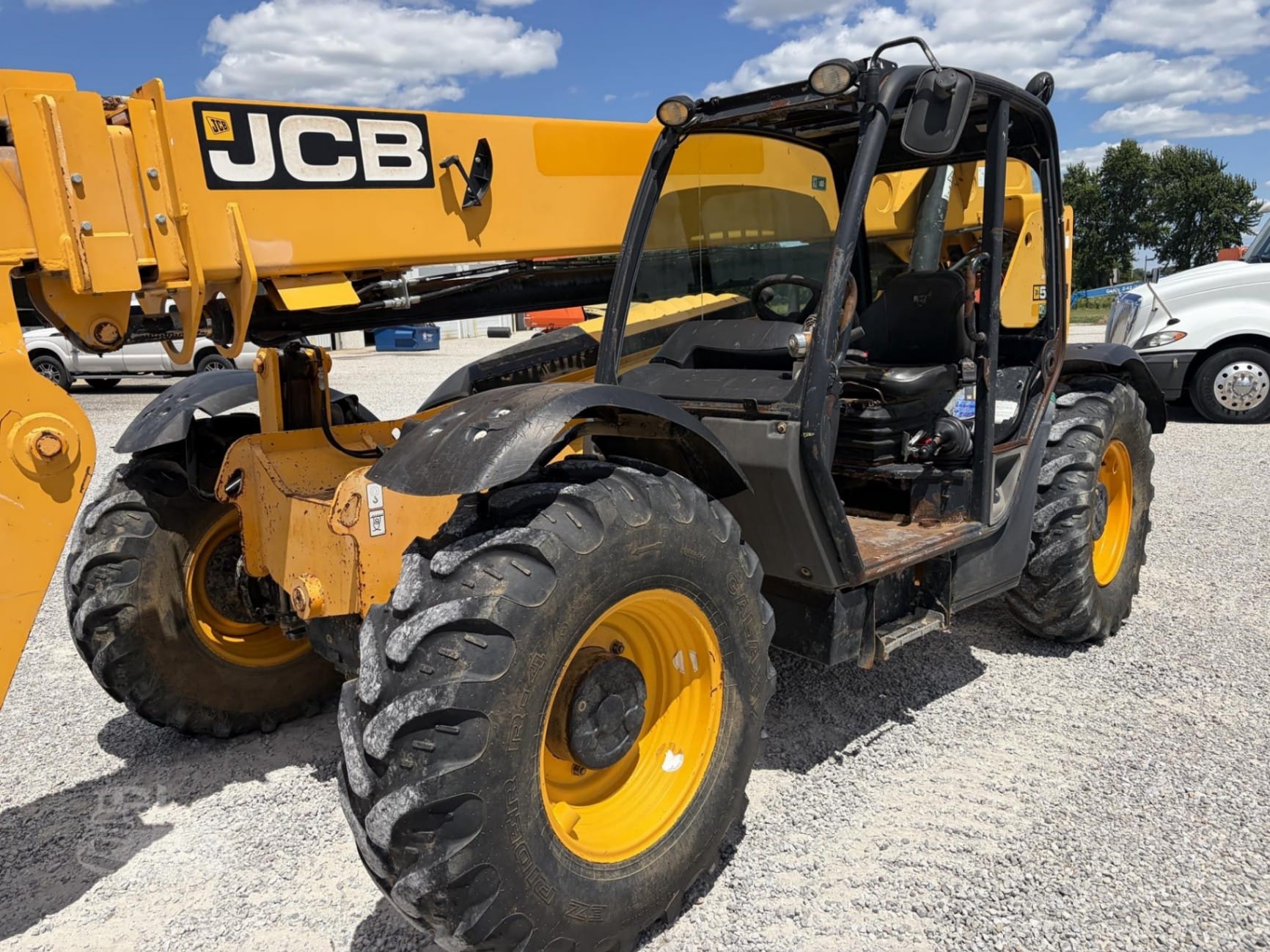 2015 JCB 509-42 Telehandlers Forklifts for sale in Clay City, IL - listing photo 4 of 8