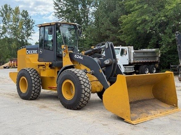 2015 John Deere 624K Wheel Loaders for sale in City, IL - primary listing photo of 8