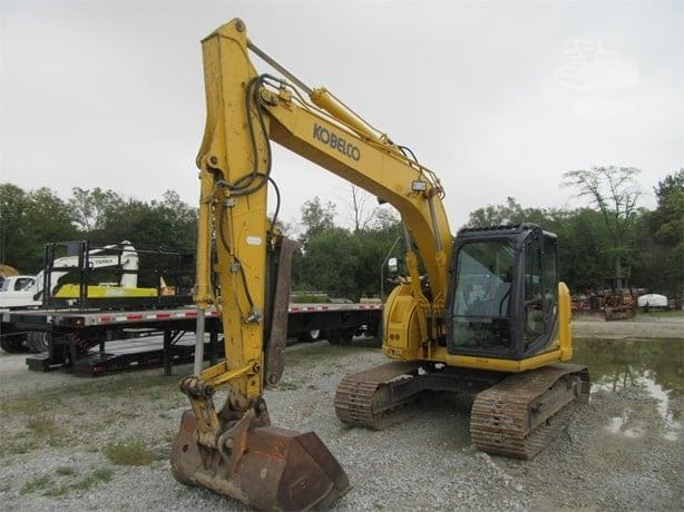 2015 Kobelco SK140SR Excavators for sale in Pemberville, OH - primary listing photo of 7