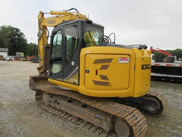 2015 Kobelco SK140SR Excavators for sale in Pemberville, OH - listing photo 3 of 7