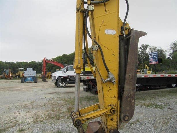 2015 Kobelco SK140SR Excavators for sale in Pemberville, OH - listing photo 4 of 7