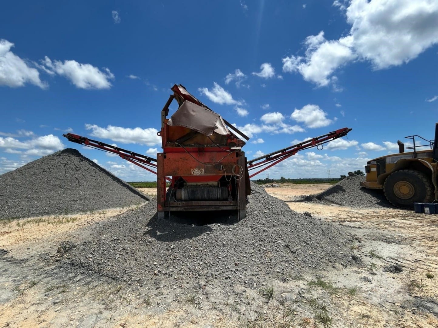 2015 Terex Finlay 683 Supertrak Screen Plant Tracked for sale in Austin, TX - listing photo 2 of 8