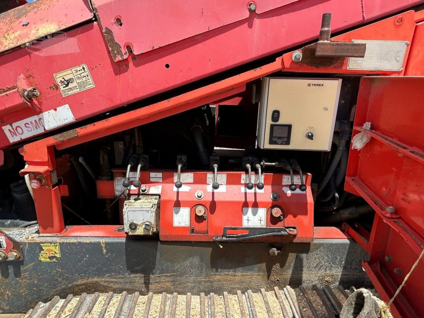 2015 Terex Finlay 683 Supertrak Screen Plant Tracked for sale in Austin, TX - listing photo 8 of 8