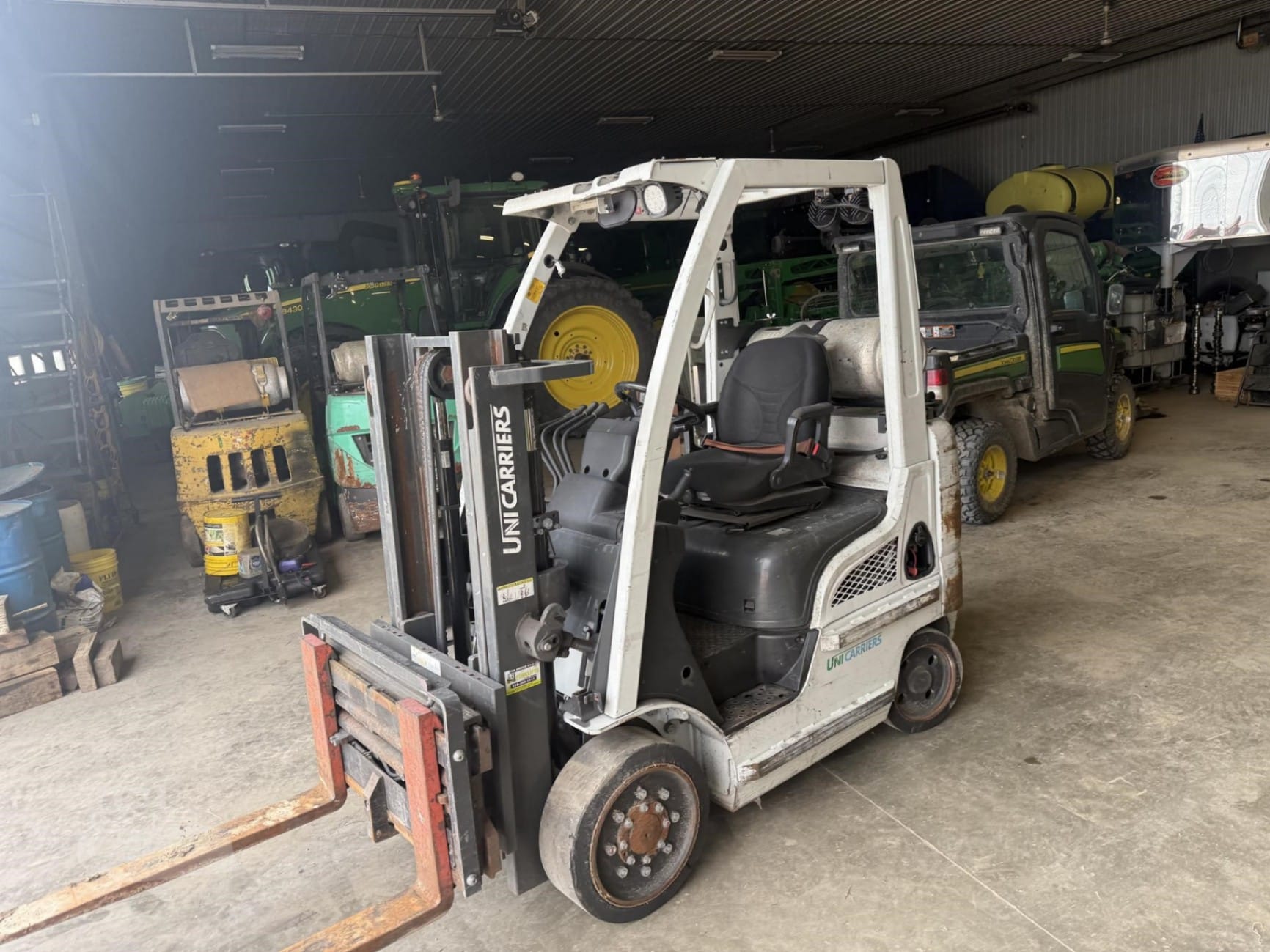 2015 Unicarriers CF40 Telehandlers Forklifts for sale in Newton, IA - listing photo 5 of 30