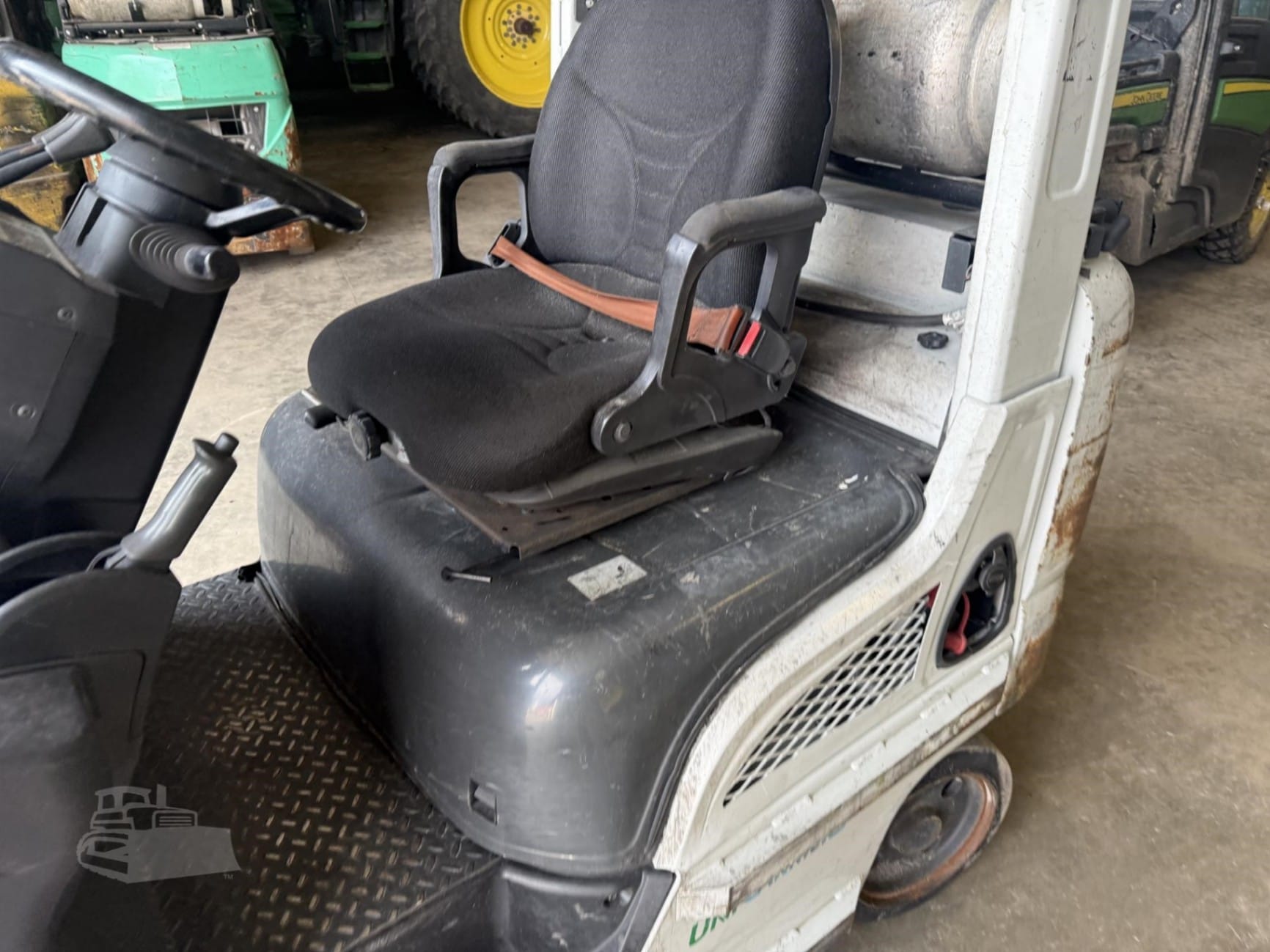 2015 Unicarriers CF40 Telehandlers Forklifts for sale in Newton, IA - listing photo 23 of 30