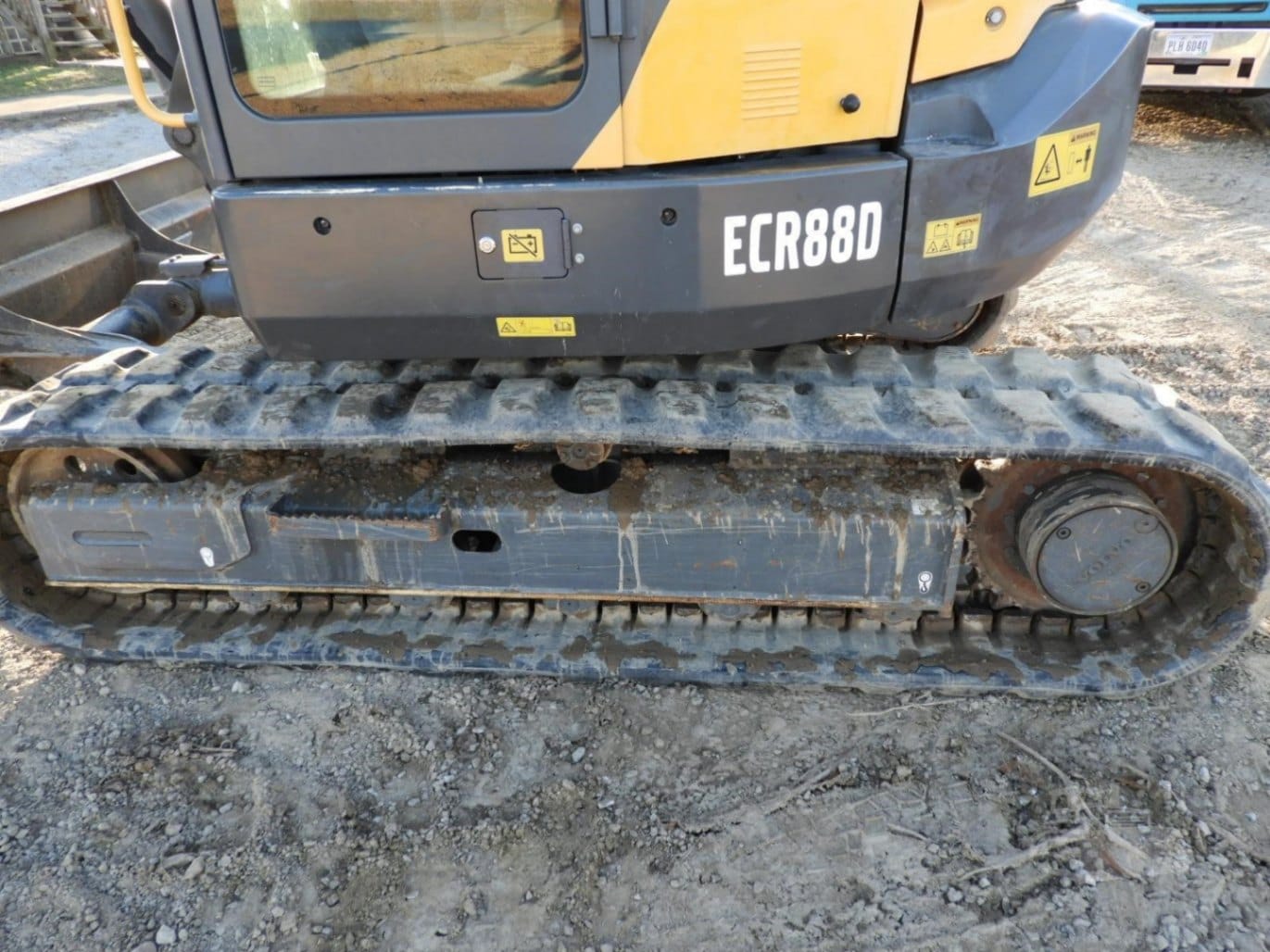 2015 Volvo ECR88D Excavators for sale in Holmesville, OH - listing photo 7 of 8