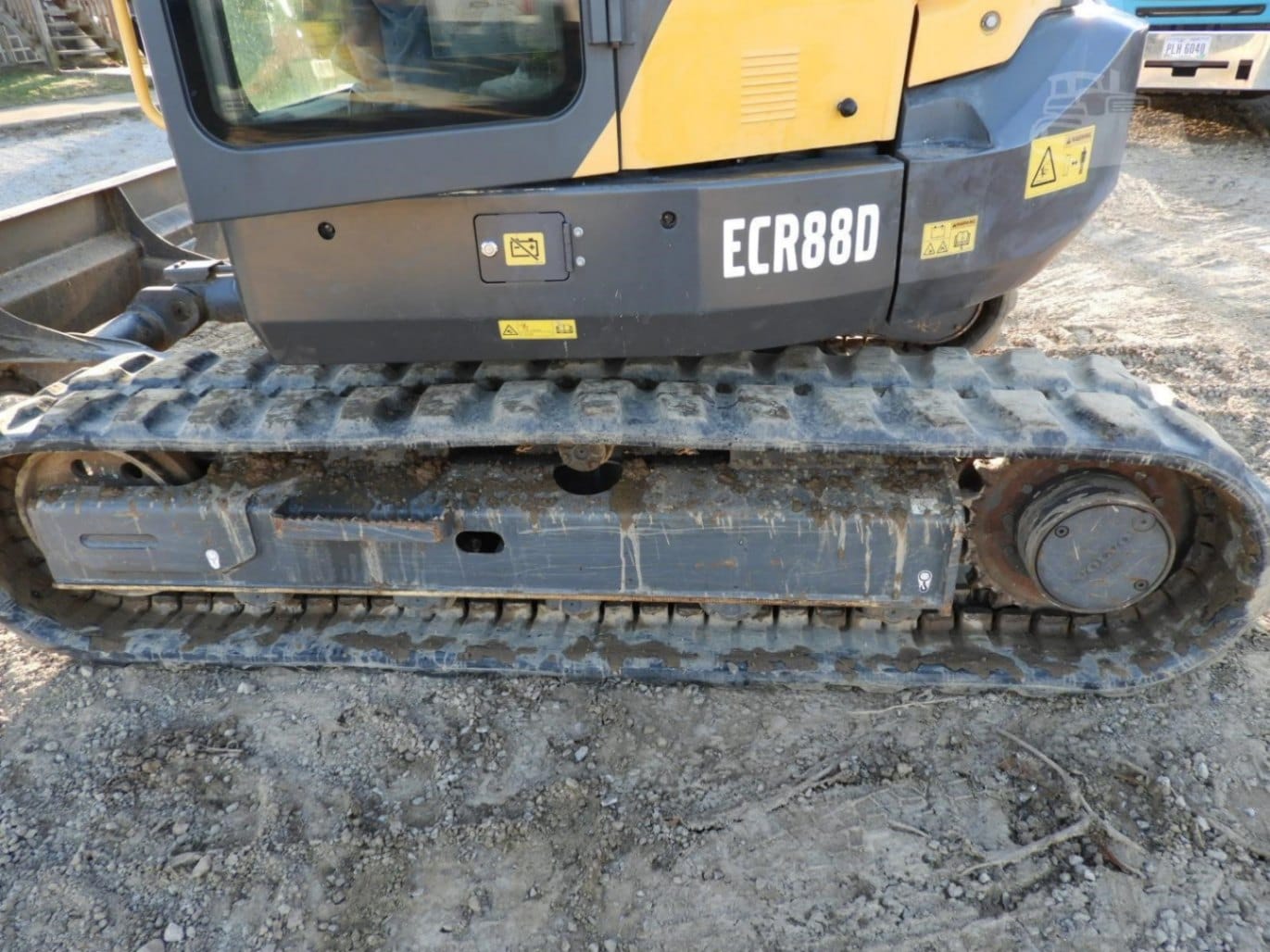 2015 Volvo ECR88D Excavators for sale in Holmesville, OH - listing photo 8 of 8