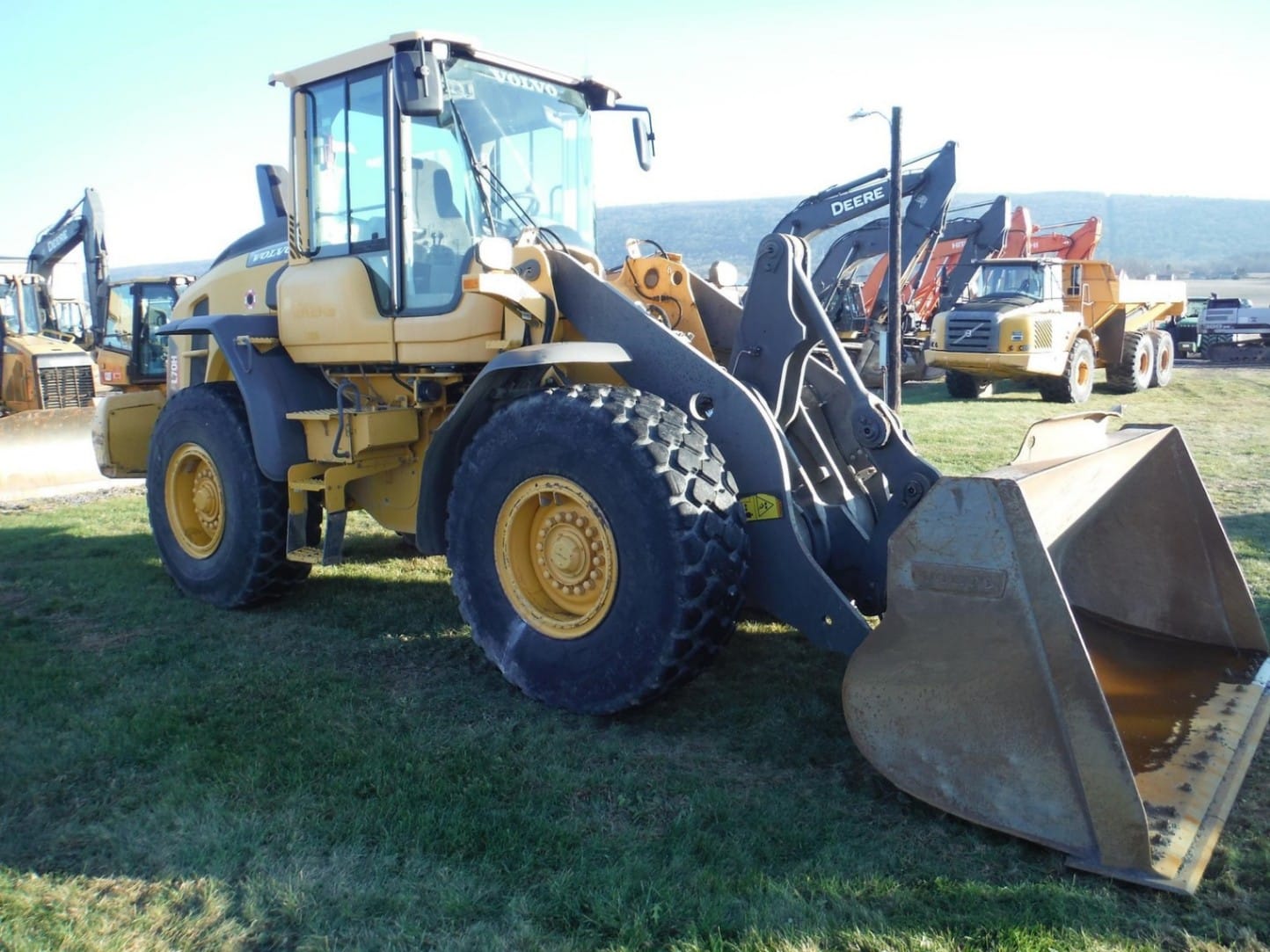2015 Volvo L70H Wheel Loaders for sale in Milton, PA - listing photo 4 of 8