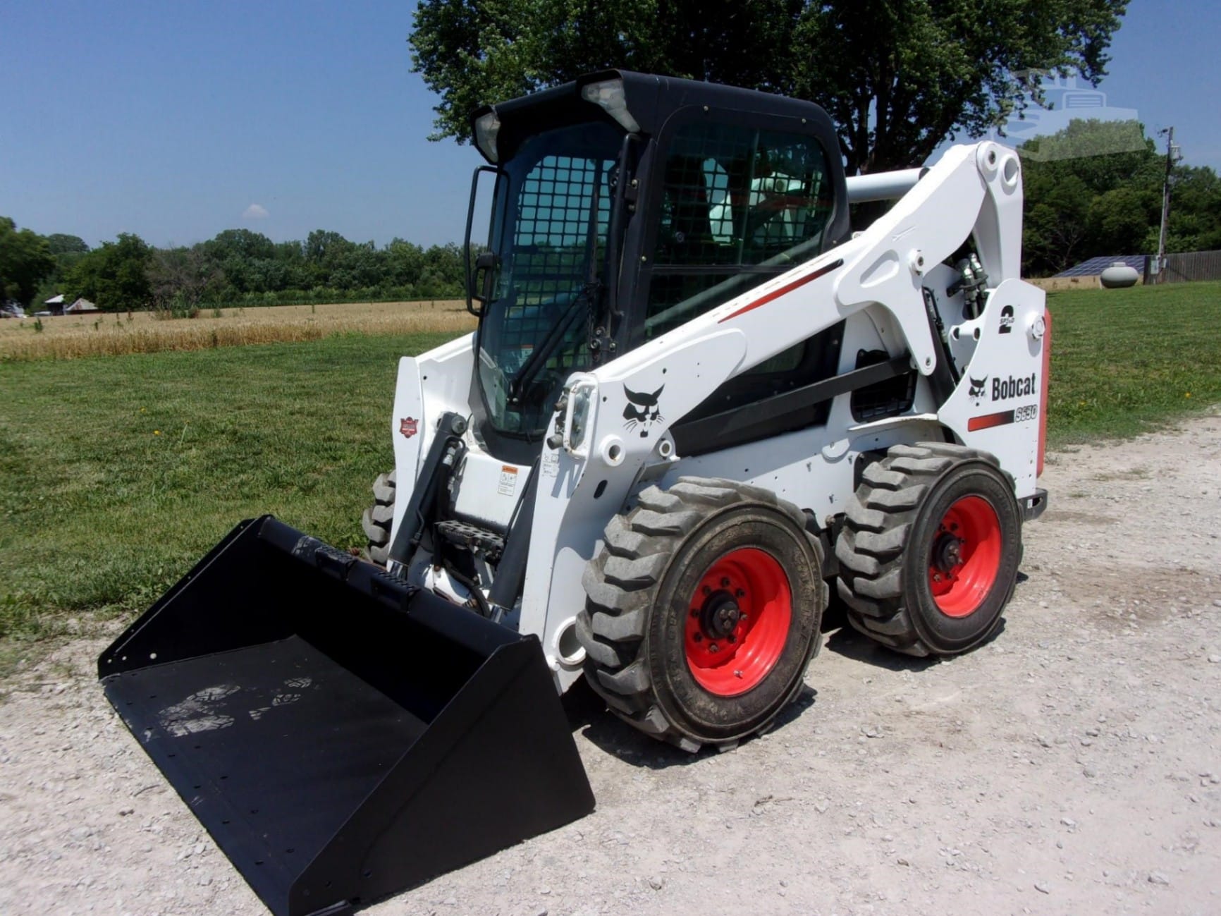2016 Bobcat S650 Skid Steer Loaders for sale in St Joseph, MO - listing photo 2 of 6