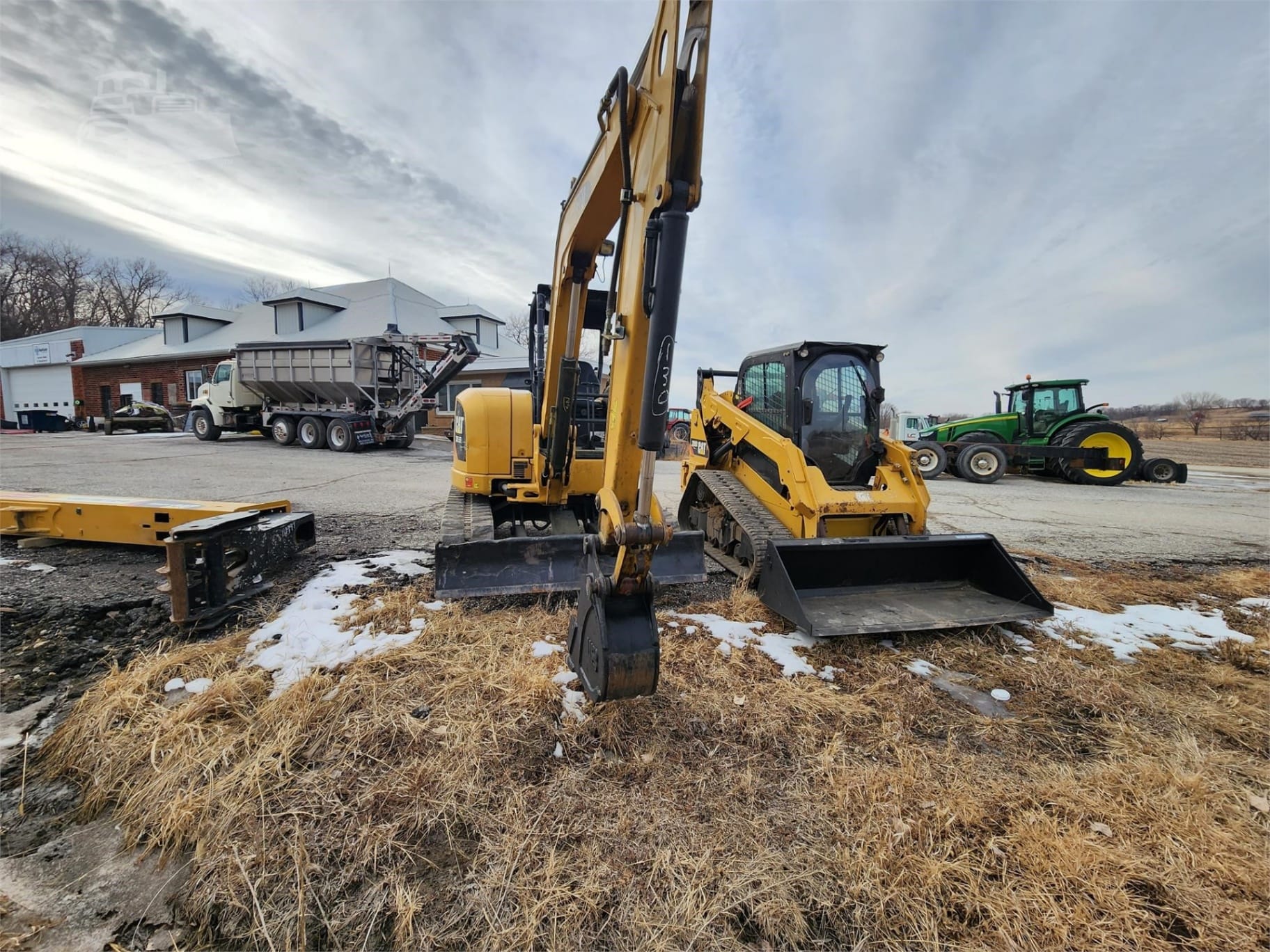 2016 Caterpillar 305.5E2 CR Excavators for sale in Kimballton, IA - listing photo 4 of 8