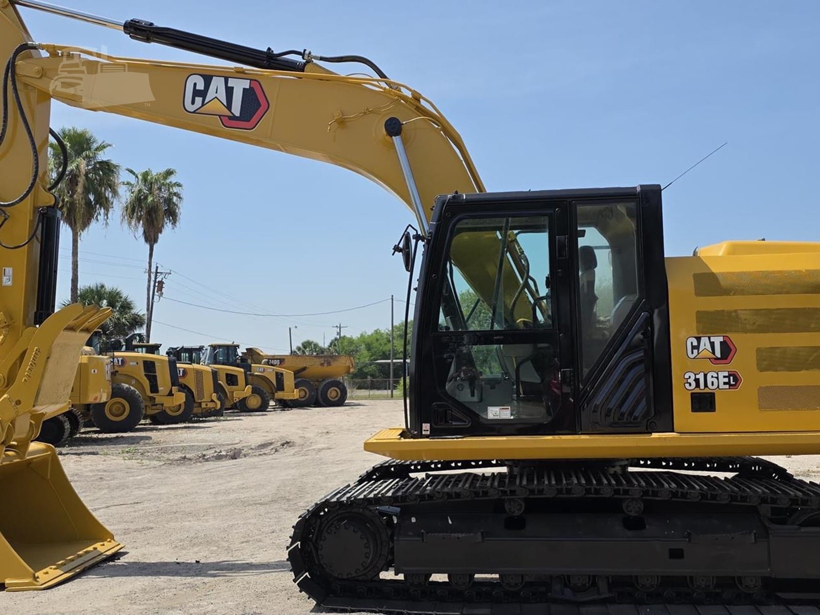 2016 Caterpillar 316EL Excavators for sale in Houston, TX - listing photo 2 of 8