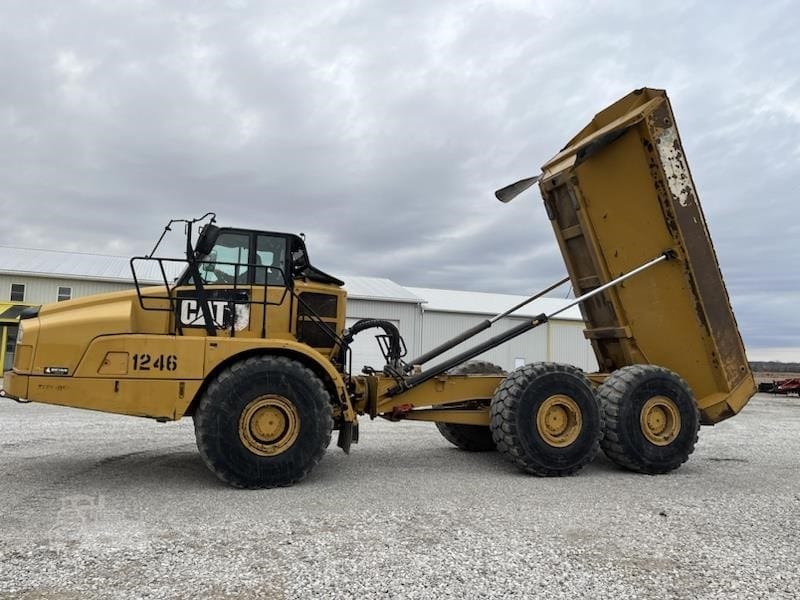 2016 Caterpillar caterpillar-745 Off Highway for sale in Jasonville, IN - listing photo 3 of 8