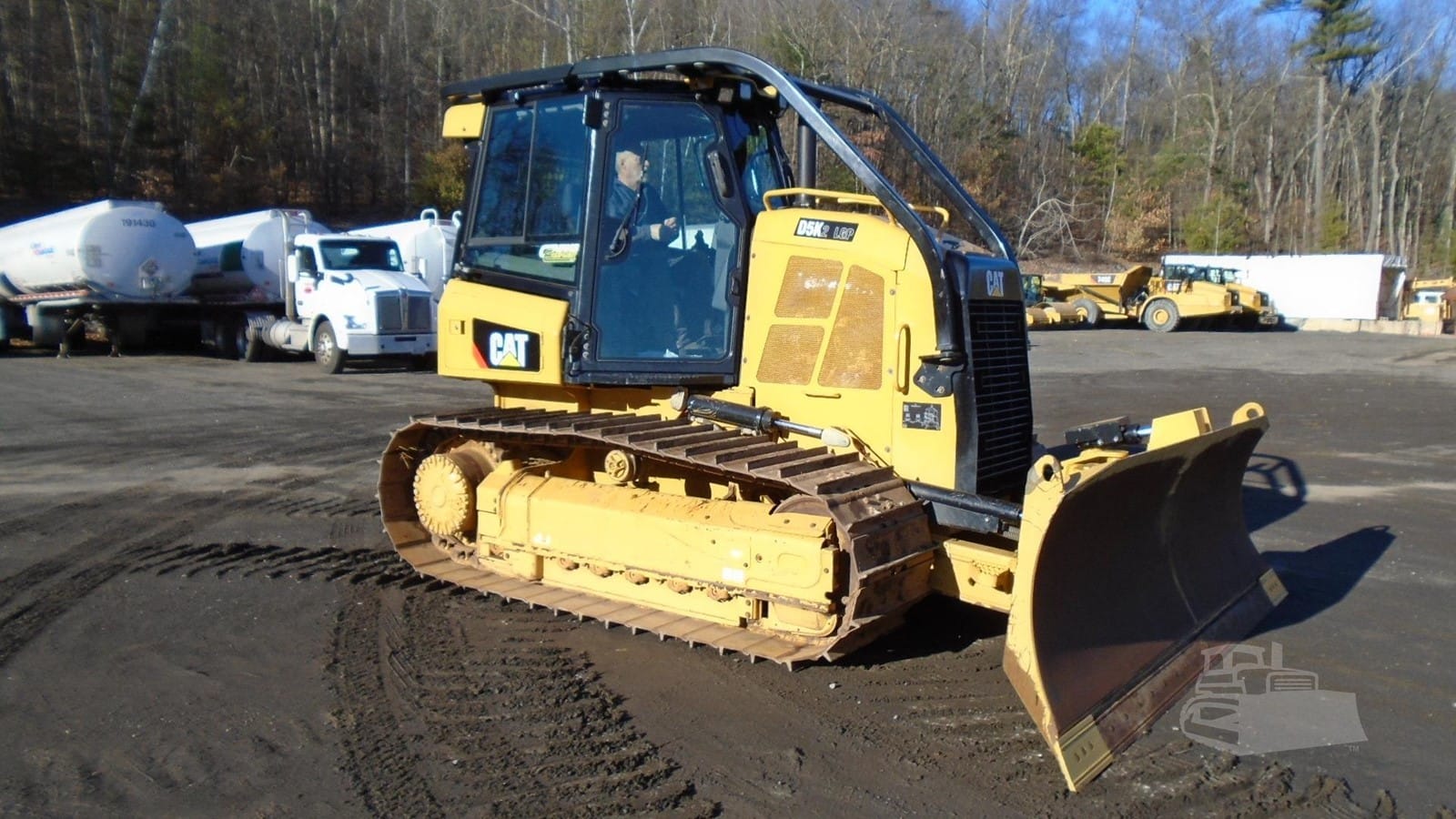2016 Caterpillar D5K2 LGP Dozers for sale in Windham, NH - listing photo 5 of 6