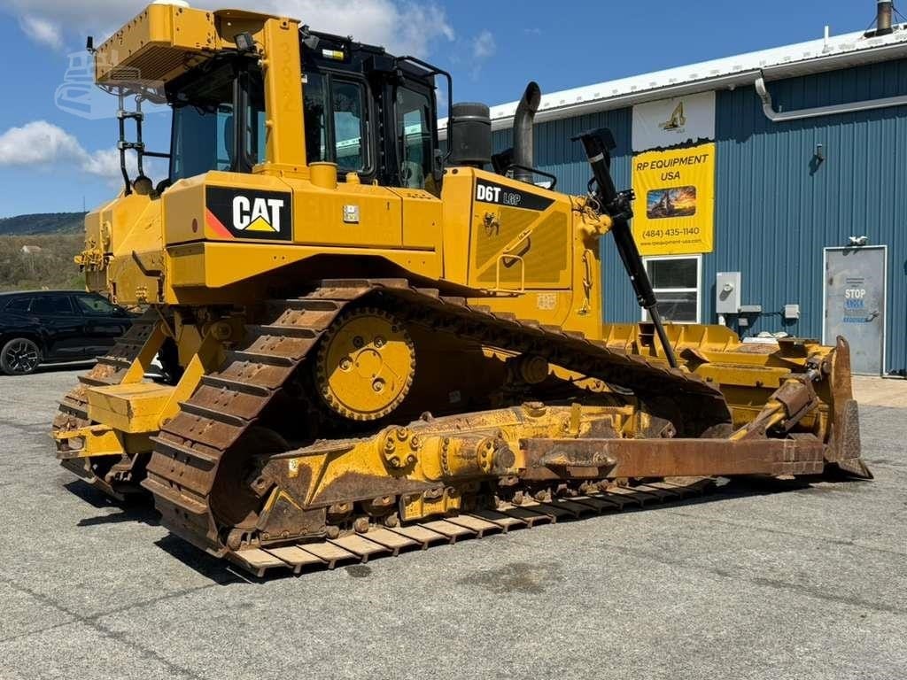 2016 Caterpillar D6T LGP Dozers for sale in Walnutport, PA - listing photo 2 of 8