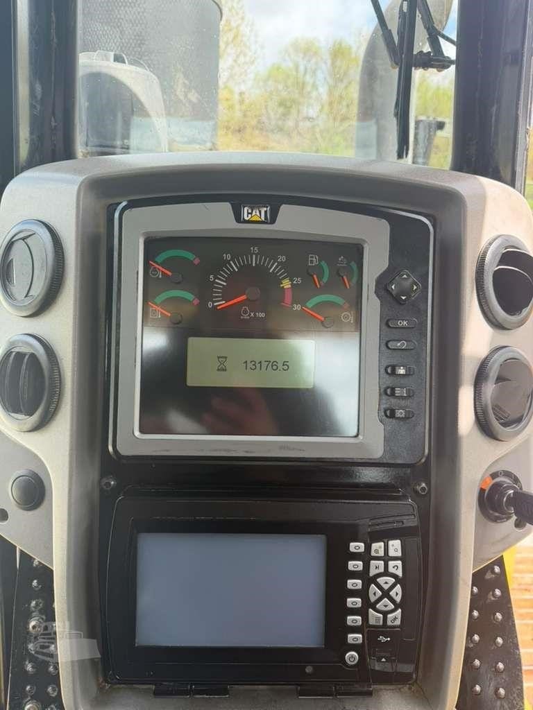 2016 Caterpillar D6T LGP Dozers for sale in Walnutport, PA - listing photo 6 of 8