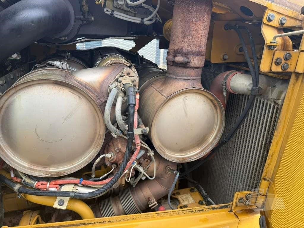 2016 Caterpillar D6T LGP Dozers for sale in Walnutport, PA - listing photo 8 of 8