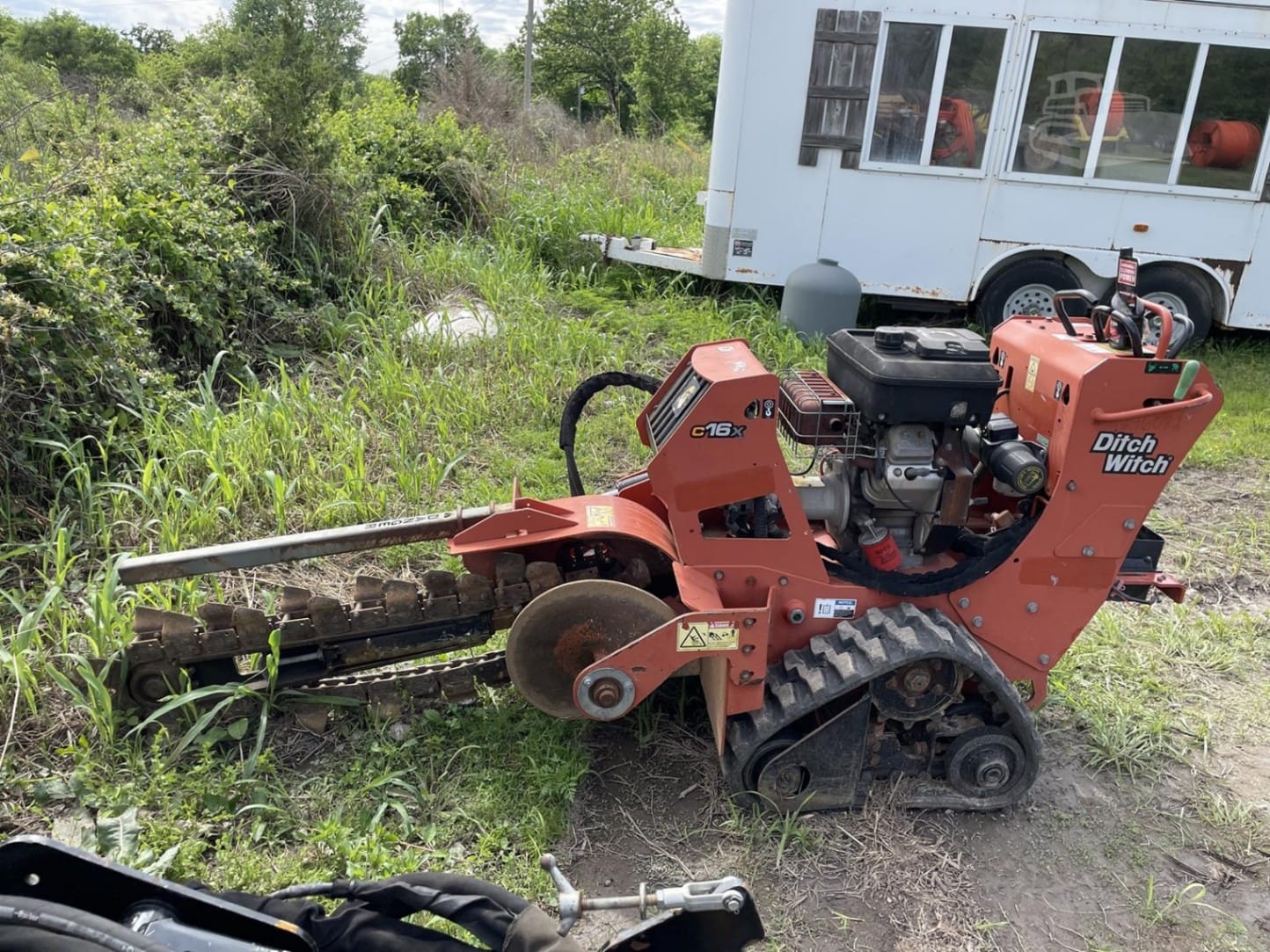 2016 Ditch Witch C16X Trenchers for sale in Broken Arrow, OK - primary listing photo of 8