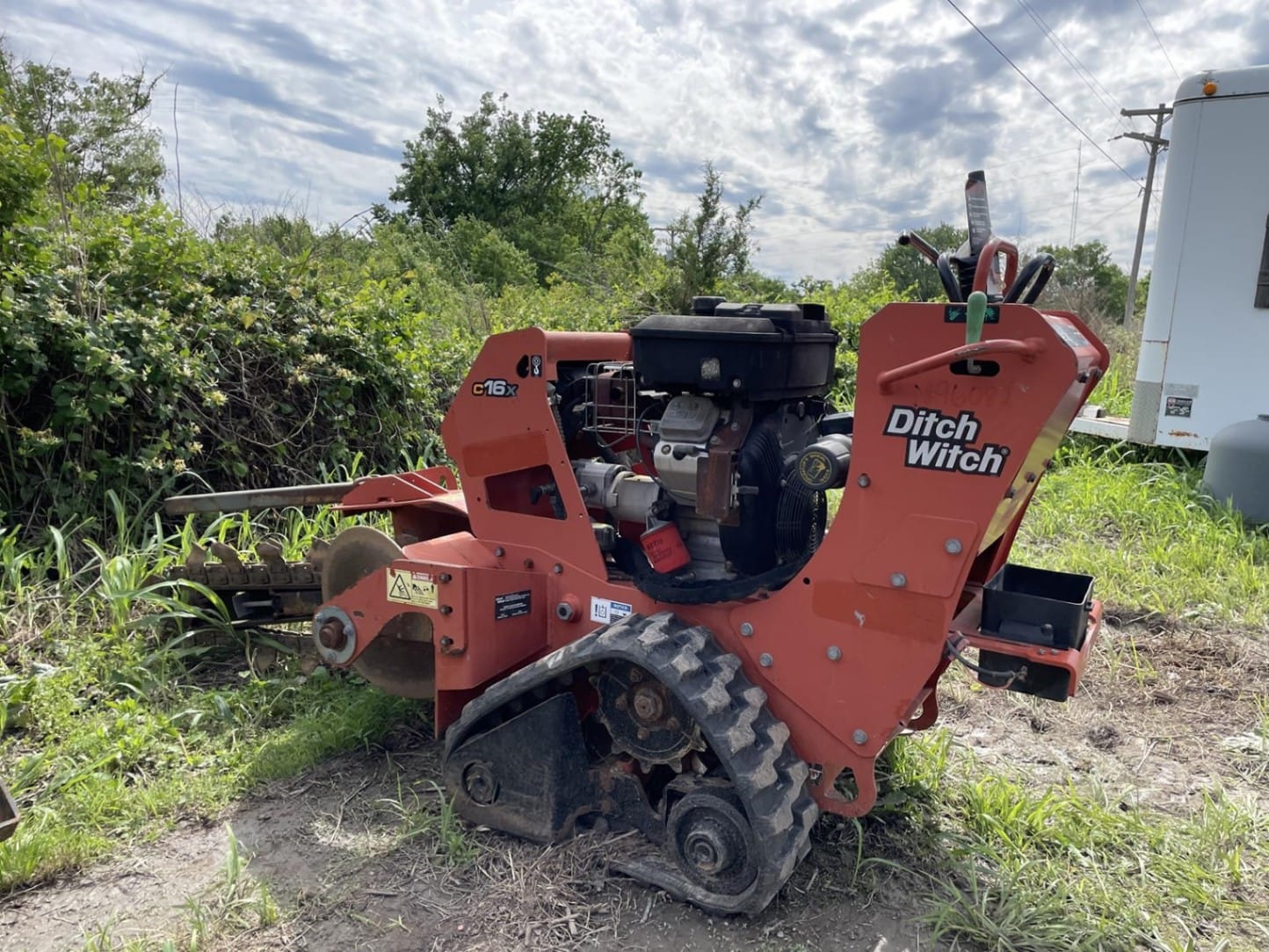 2016 Ditch Witch C16X Trenchers for sale in Broken Arrow, OK - listing photo 2 of 8