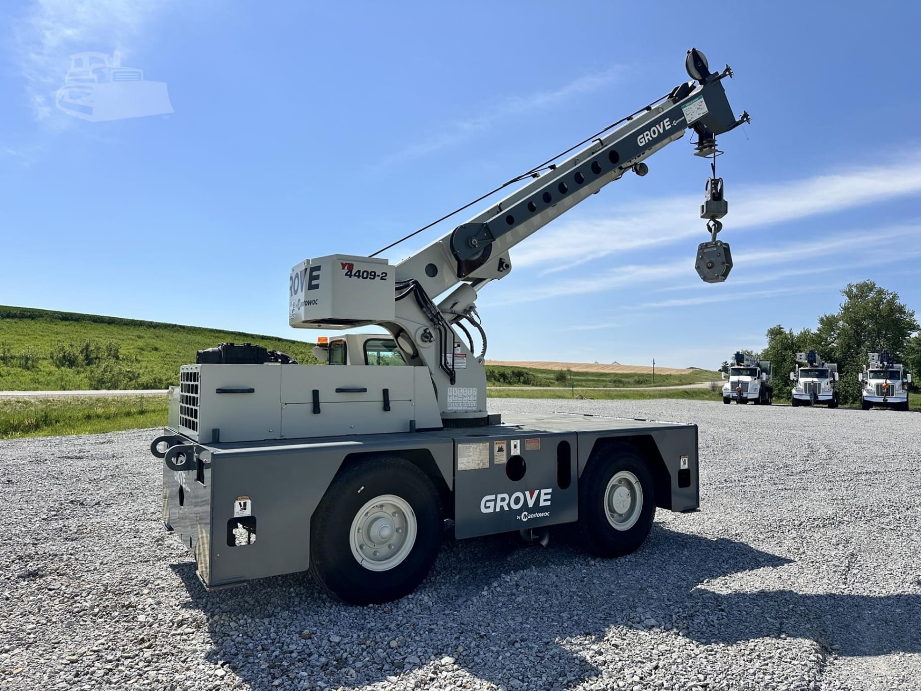 2016 Grove YB4409-2 Cranes Mobile for sale in Wellman, IA - listing photo 3 of 28