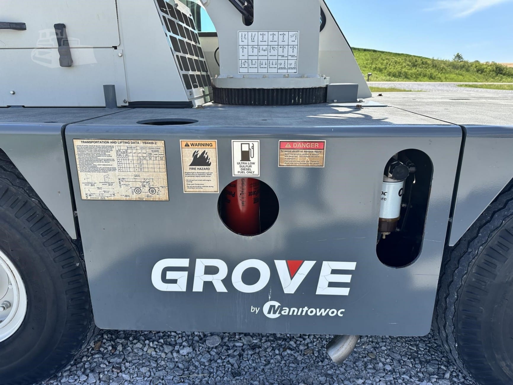 2016 Grove YB4409-2 Cranes Mobile for sale in Wellman, IA - listing photo 8 of 28