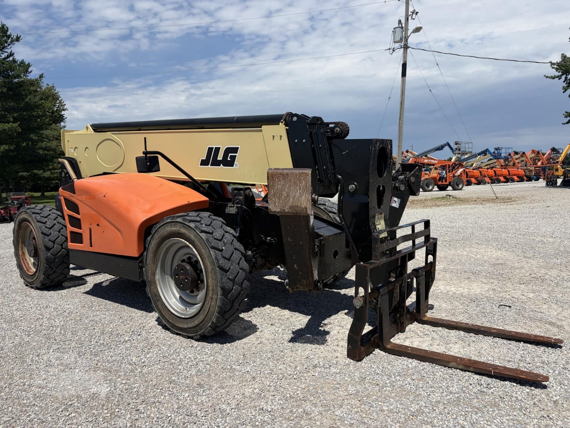 2016 JLG G10-55A Telehandlers Forklifts for sale in Clay City, IL - listing photo 5 of 8