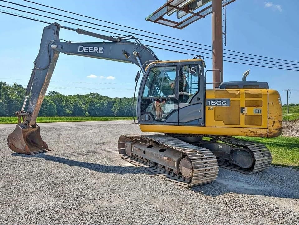 2016 John Deere 160G LC Excavators for sale in City, IN - listing photo 2 of 8