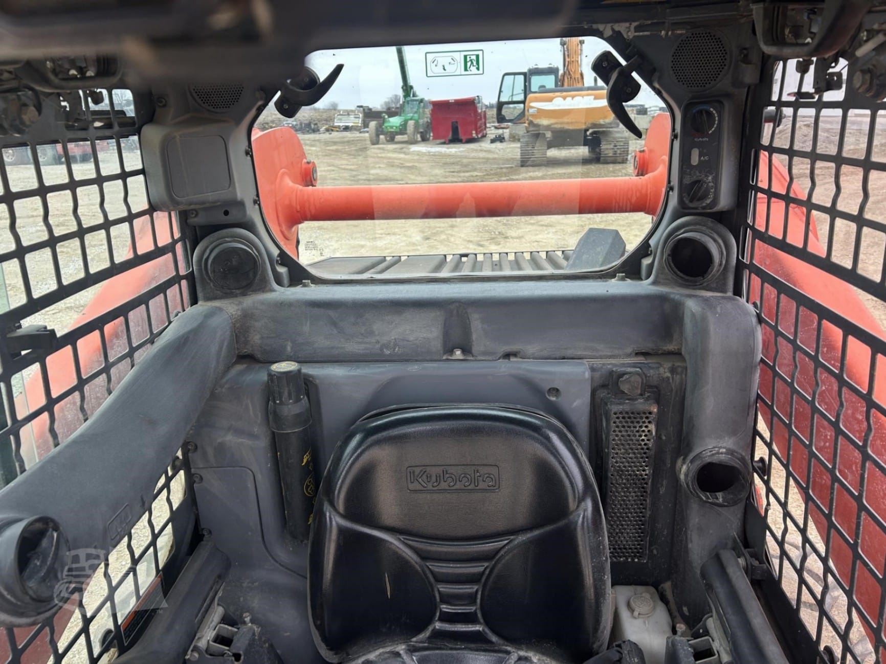 2016 Kubota SSV75 Skid Steer Loaders for sale in Manchester, IA - listing photo 39 of 64