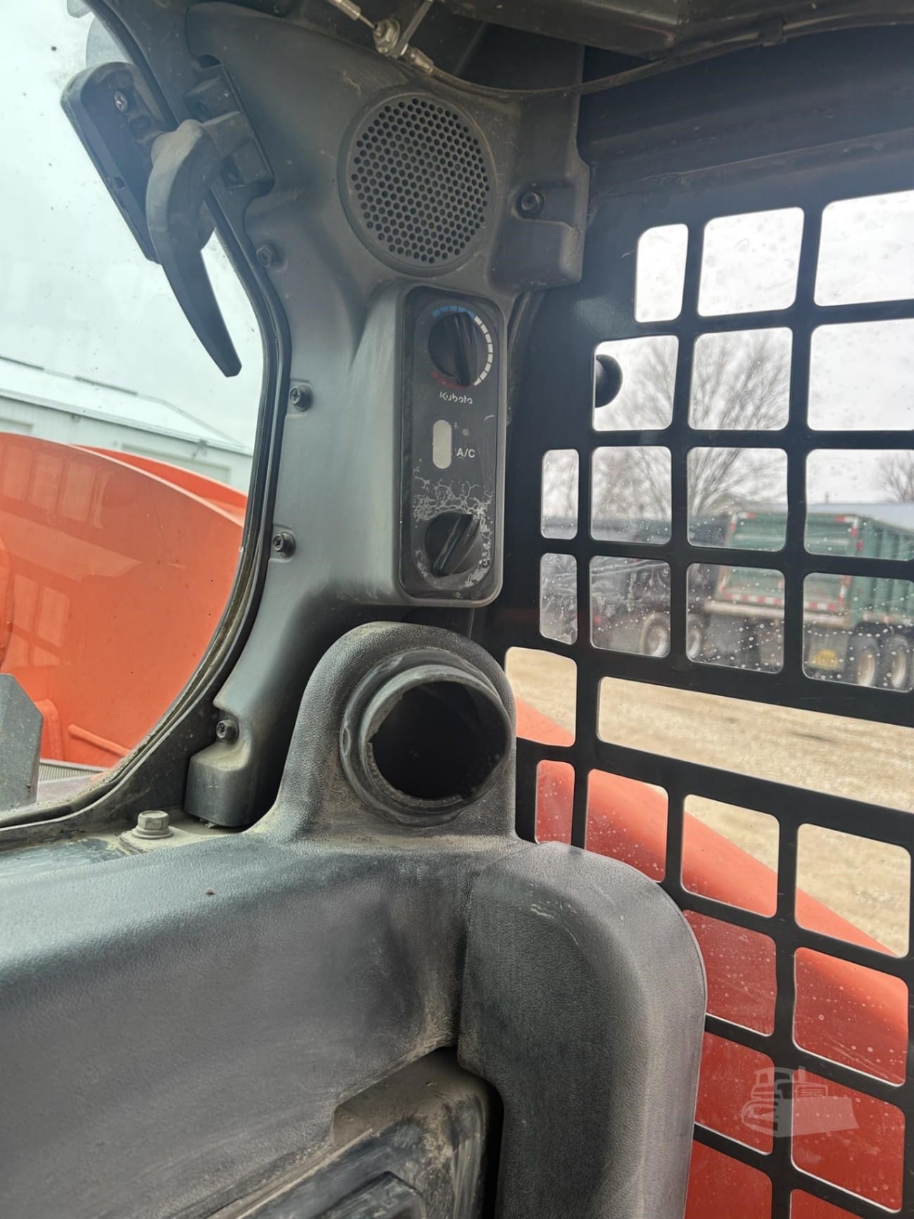 2016 Kubota SSV75 Skid Steer Loaders for sale in Manchester, IA - listing photo 56 of 64