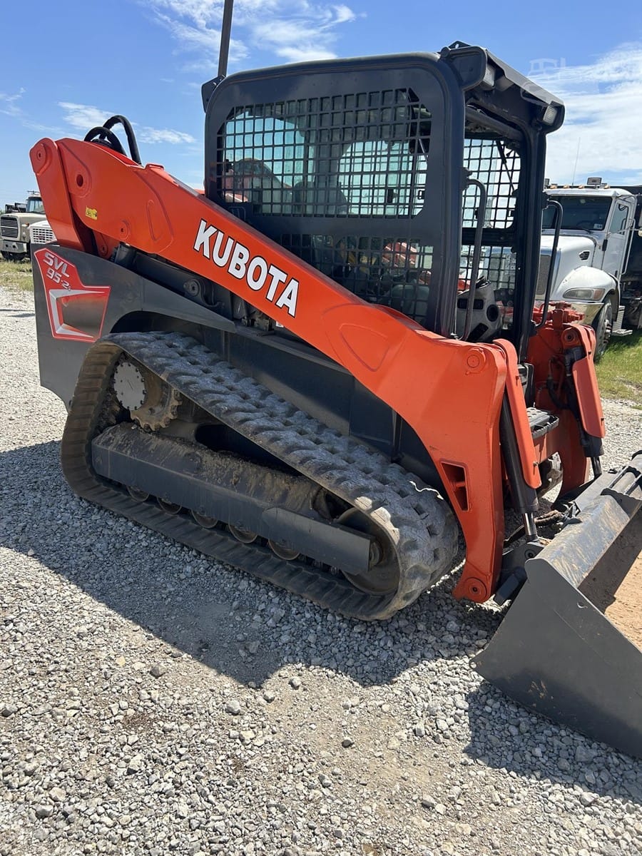 2016 Kubota SVL95-2S Track Loaders for sale in Gainesville, TX - listing photo 6 of 6