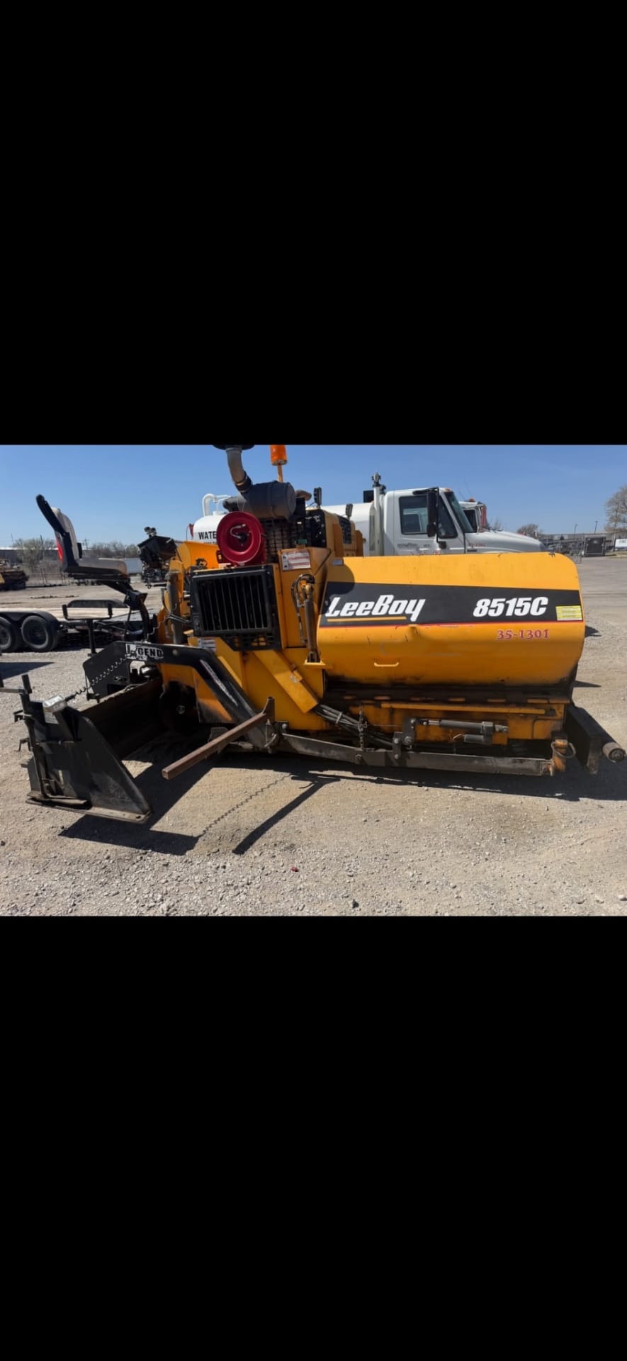 2016 LeeBoy 8515C - View 1