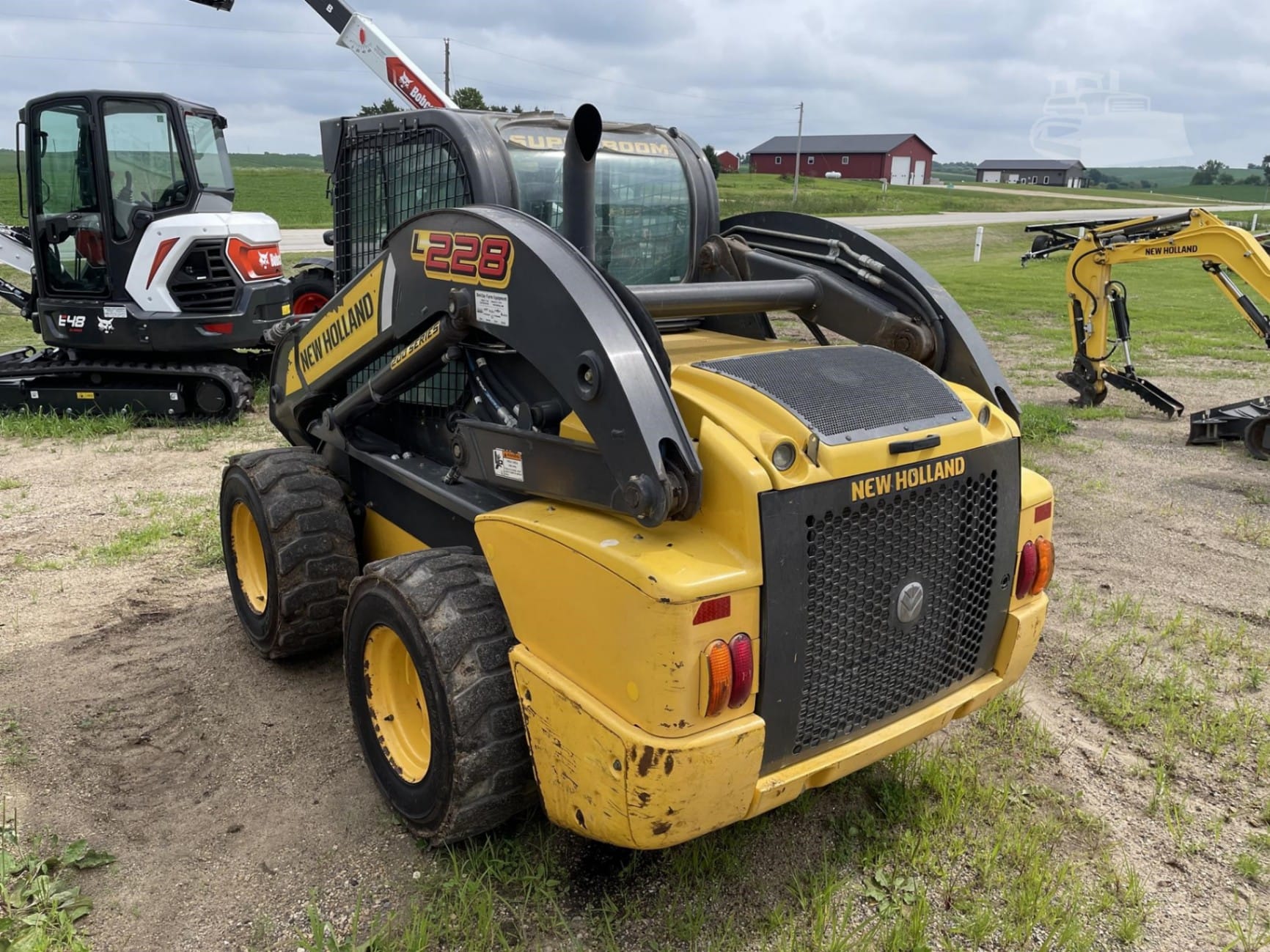 2016 New Holland L228 Skid Steer Loaders for sale in Edgewood, IA - listing photo 5 of 8