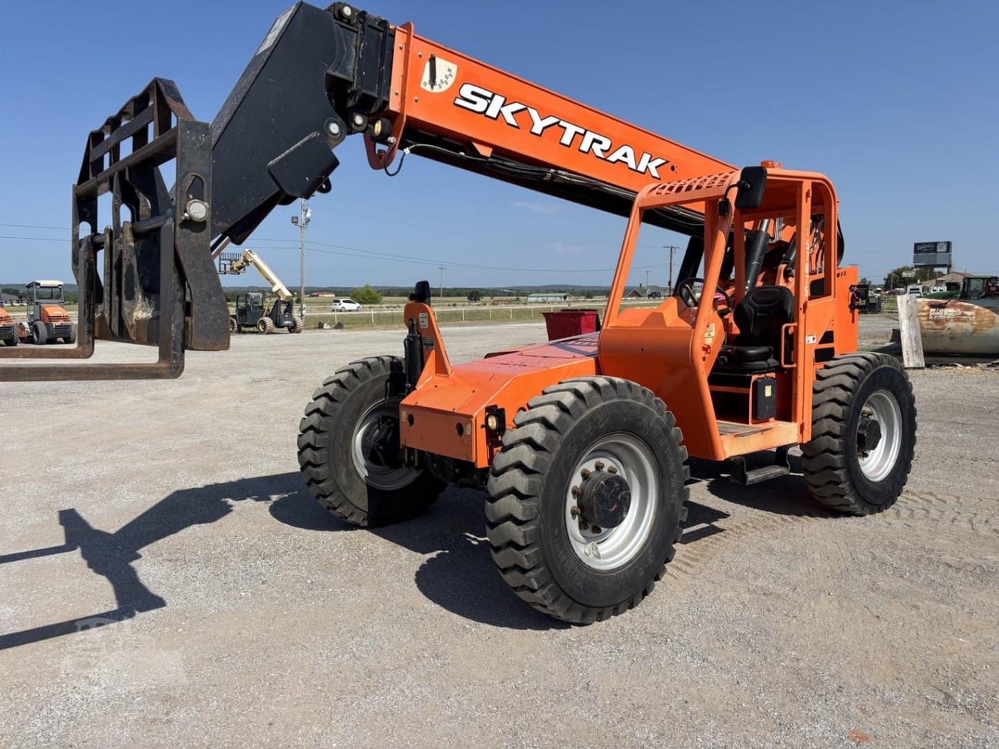2016 SkyTrak (JLG) skytrak-jlg-6042 Telehandler Telescopic Forklift for sale in Mounds, OK - primary listing photo of 7
