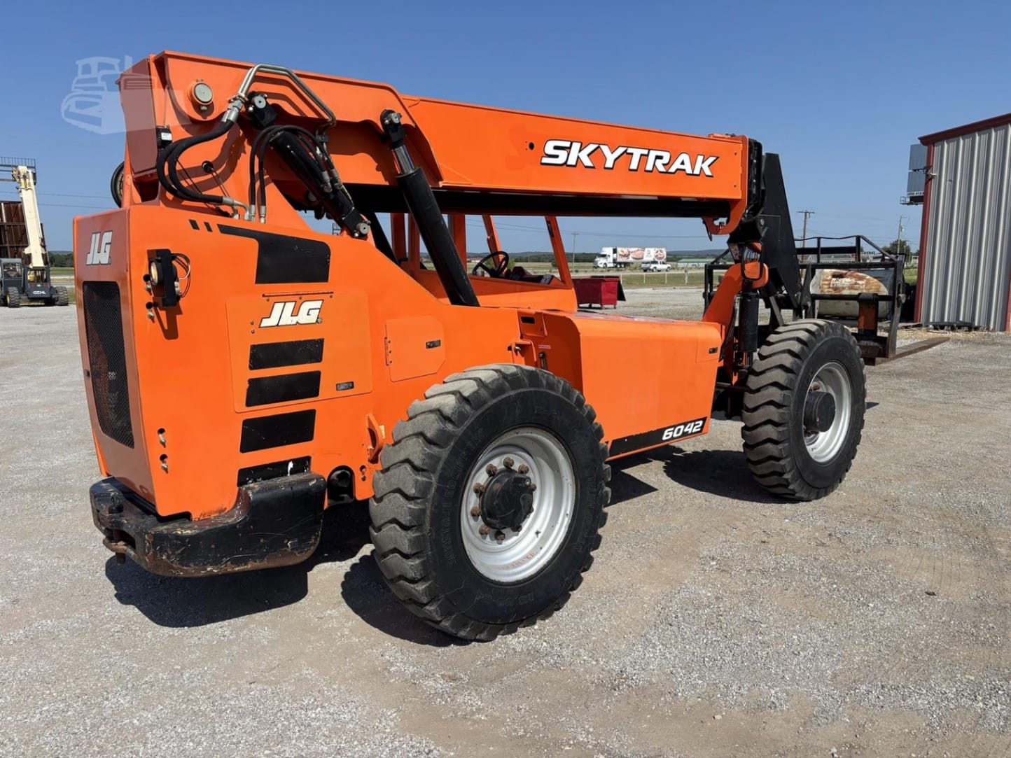 2016 SkyTrak (JLG) skytrak-jlg-6042 Telehandler Telescopic Forklift for sale in Mounds, OK - listing photo 3 of 7