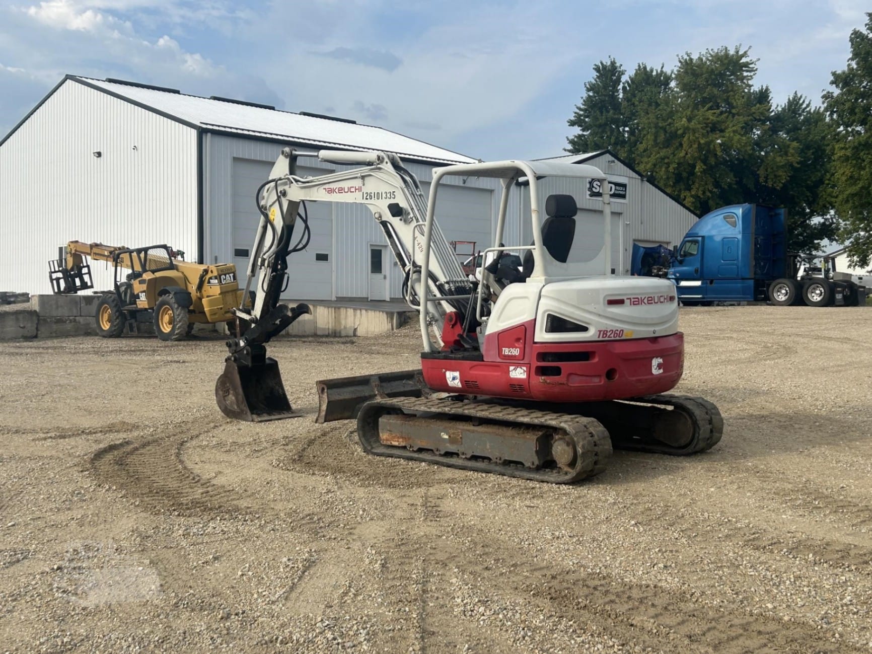 2016 Takeuchi TB260 Excavators for sale in Manchester, IA - listing photo 2 of 75