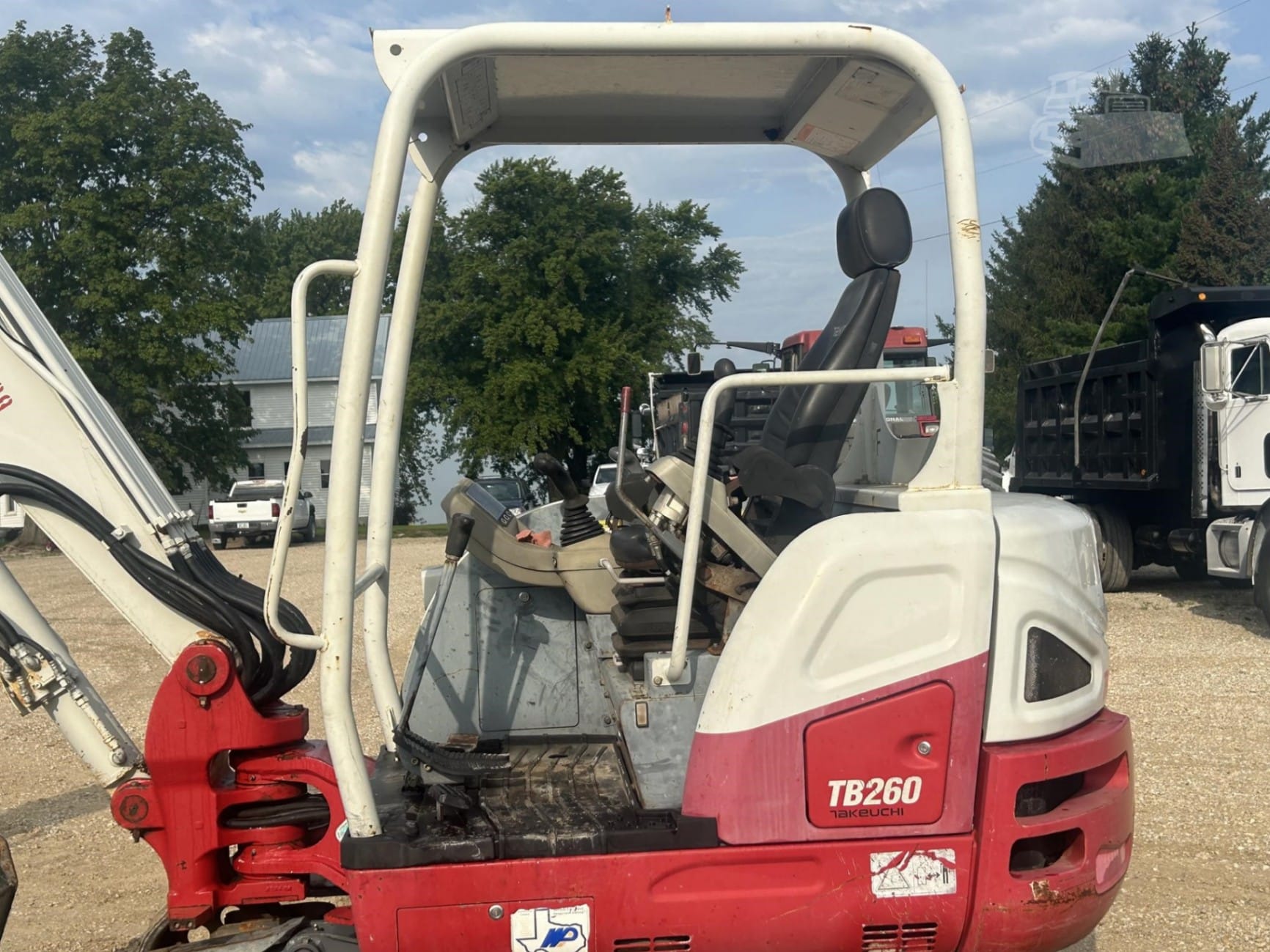 2016 Takeuchi TB260 Excavators for sale in Manchester, IA - listing photo 15 of 75