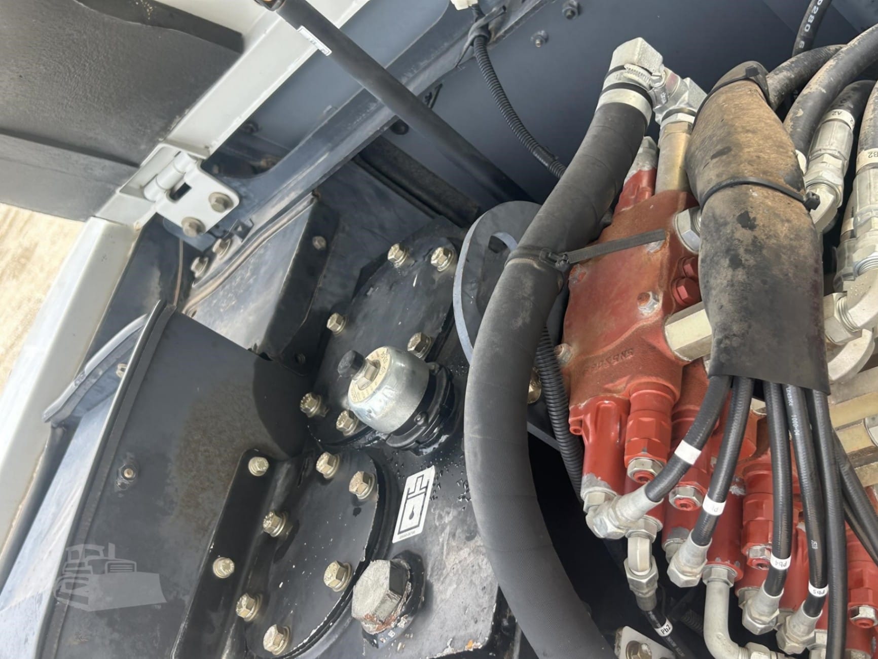 2016 Takeuchi TB260 Excavators for sale in Manchester, IA - listing photo 45 of 75