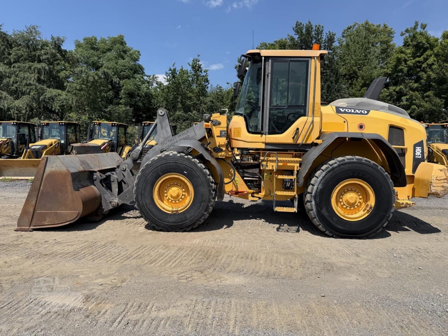 2016 Volvo L90H Wheel Loaders for sale in Harrisburg, PA - listing photo 3 of 8