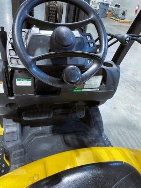 2016 Yale GLC040SVX Industrial Forklift Counterbalance for sale in Grimes, IA - listing photo 7 of 10