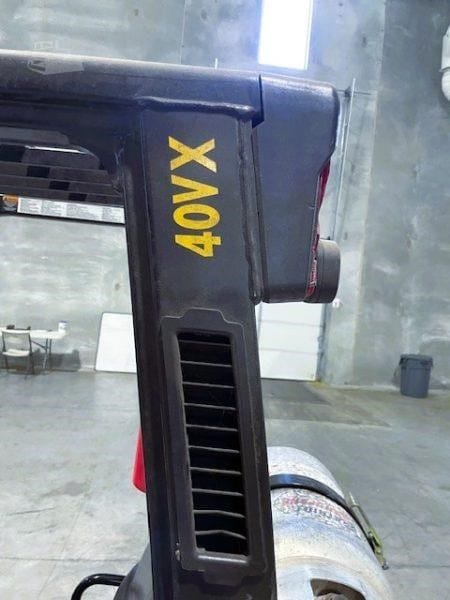 2016 Yale GLC040SVX Industrial Forklift Counterbalance for sale in Grimes, IA - listing photo 8 of 10