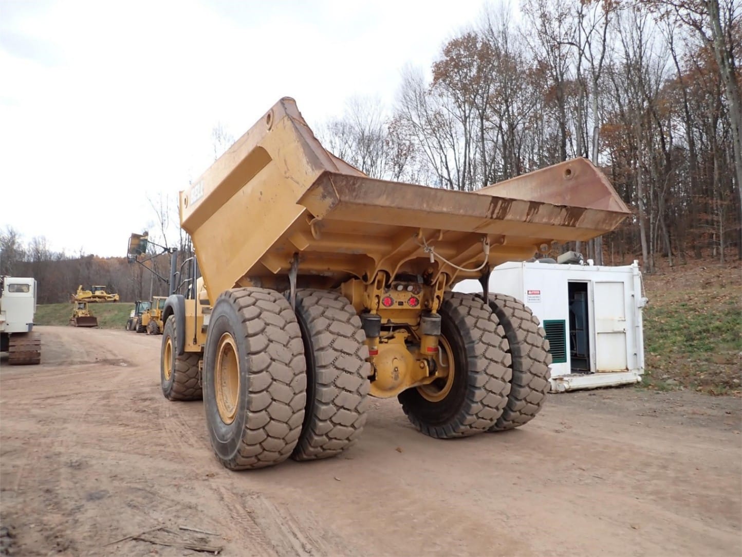 2017 Bell B60E Dumpers Haulers for sale in Carbondale, PA - listing photo 3 of 8