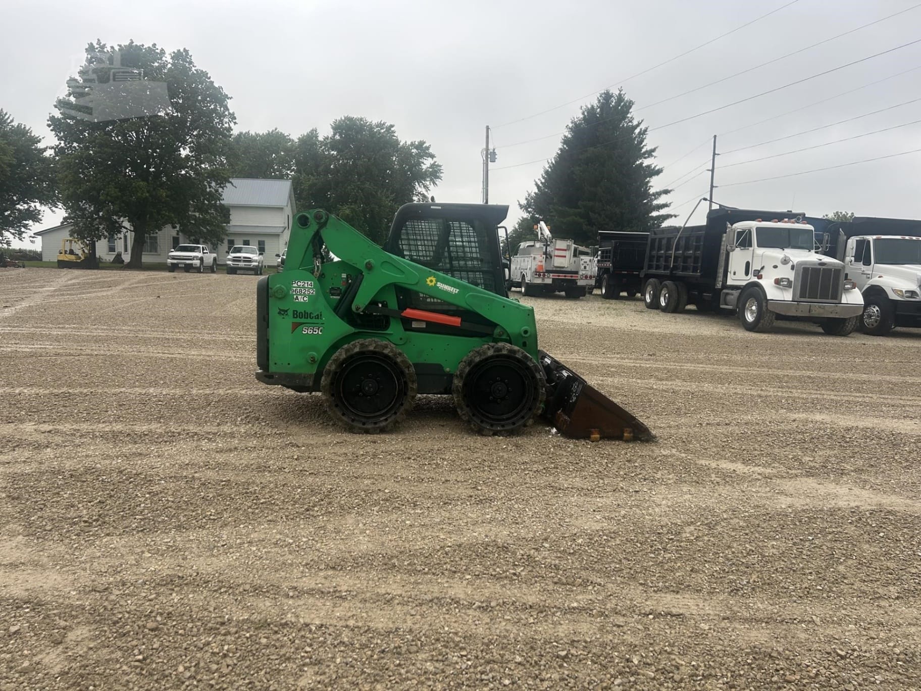 2017 Bobcat S650 Skid Steer Loaders for sale in Manchester, IA - listing photo 5 of 67