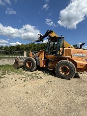 2017 CASE 721F Wheel Loaders for sale in Pemberville, OH - primary listing photo of 4