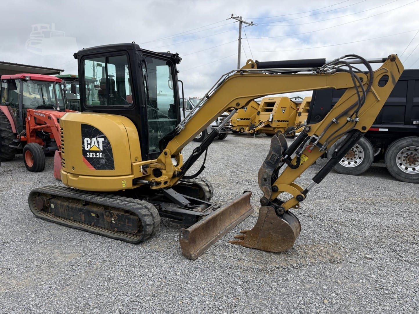 2017 Caterpillar 303.5E2 CR Excavators for sale in McAlester, OK - listing photo 2 of 8