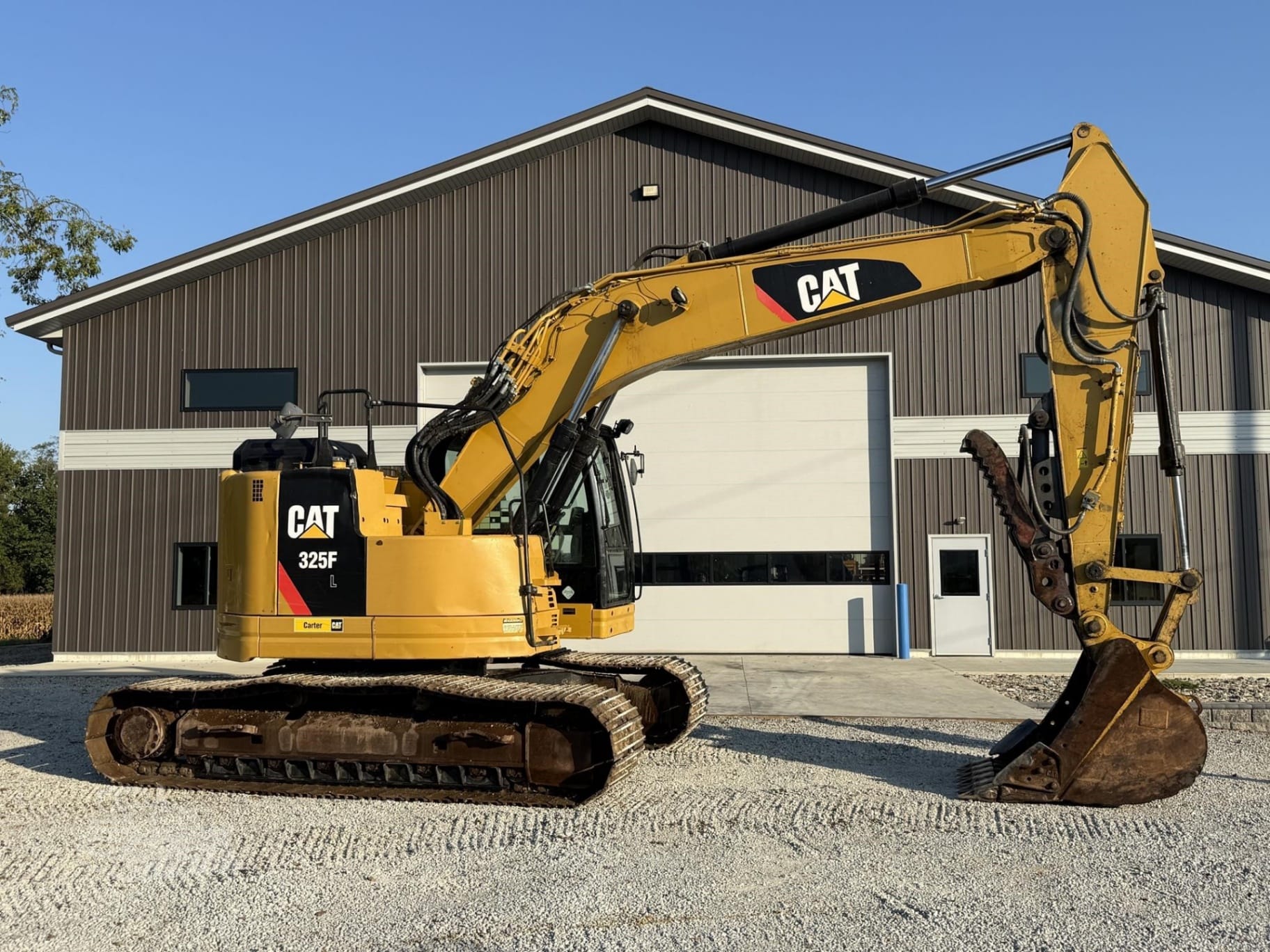2017 Caterpillar 325 Excavators for sale in Georgetown, OH - primary listing photo of 8