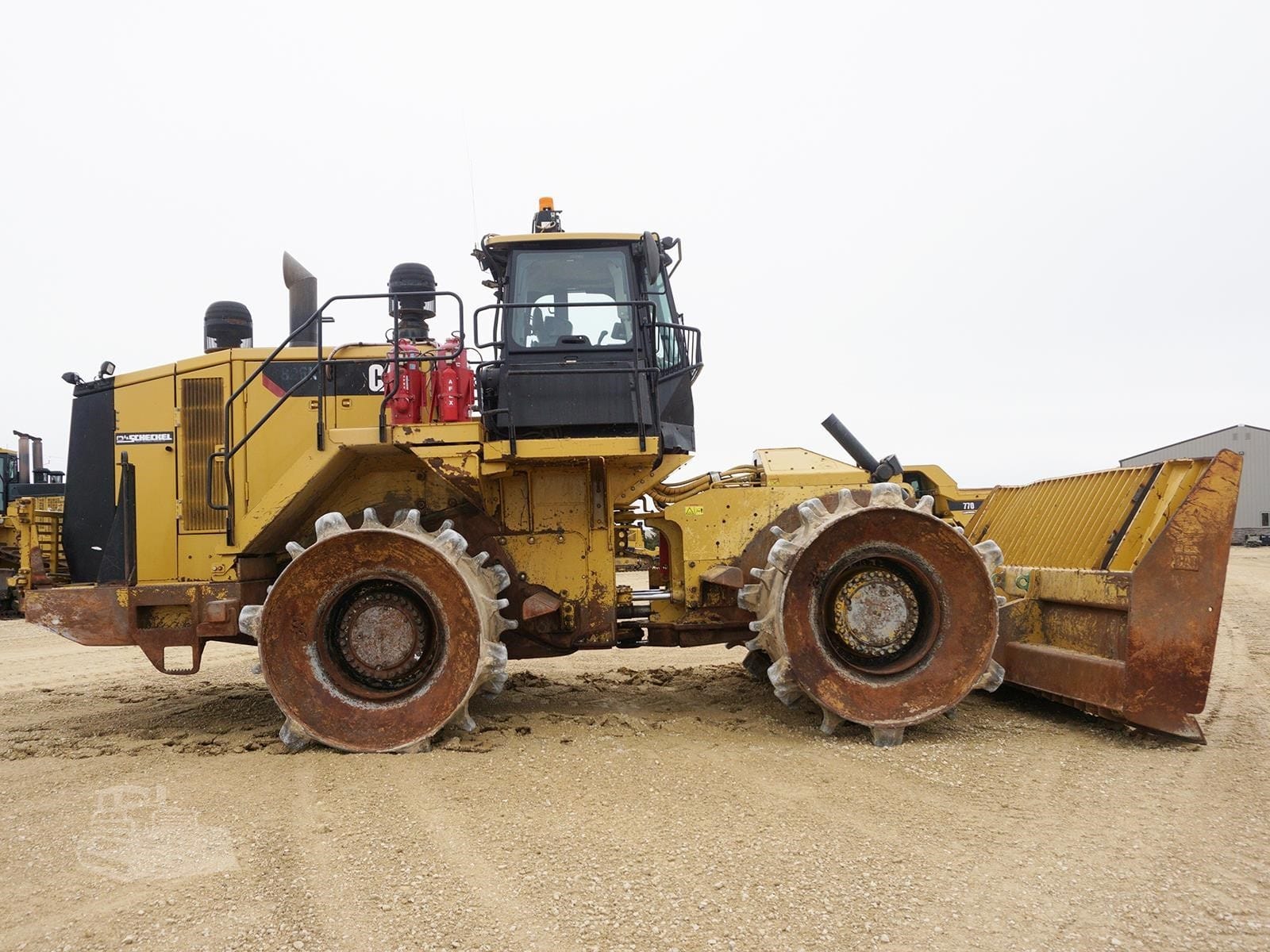 2017 Caterpillar 826K Padfoot Trench Compaction for sale in Bellevue, IA - listing photo 8 of 8