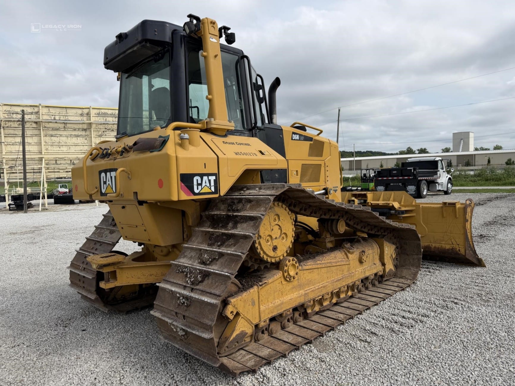 2017 Caterpillar D6N LGP Dozers for sale in Grain Valley, MO - listing photo 3 of 8