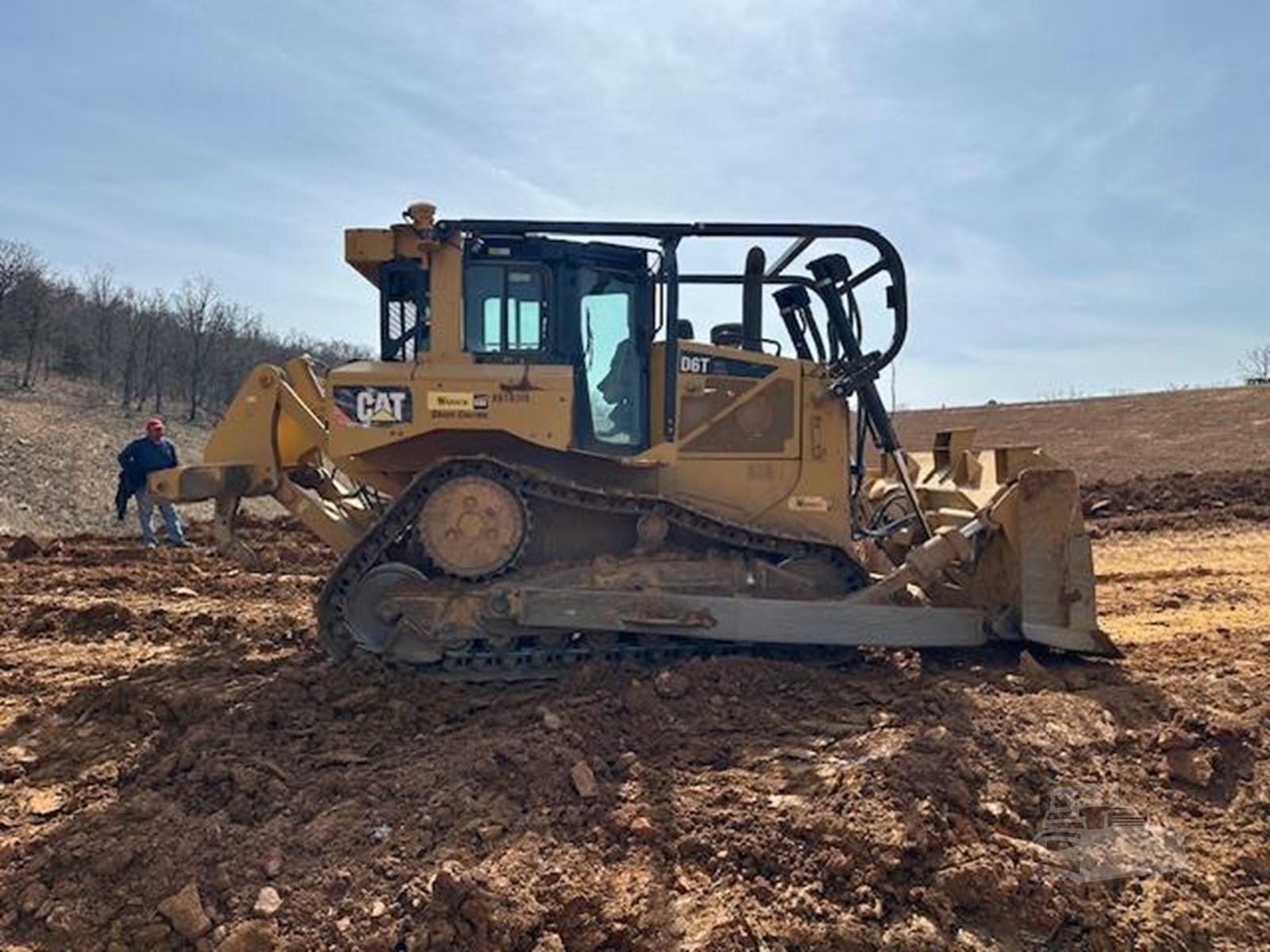 2017 Caterpillar D6T XL Dozers for sale in Paden, OK - listing photo 2 of 8