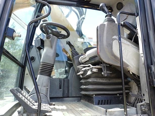 2017 Caterpillar M320F Excavators for sale in Phillipston, MA - listing photo 9 of 10